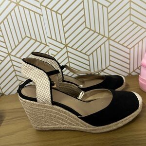 Elegant Black Wedge Sandals